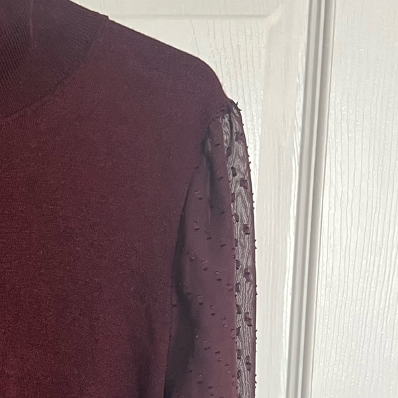 Beautiful RW&Co Sweater - Picture 3 of 3